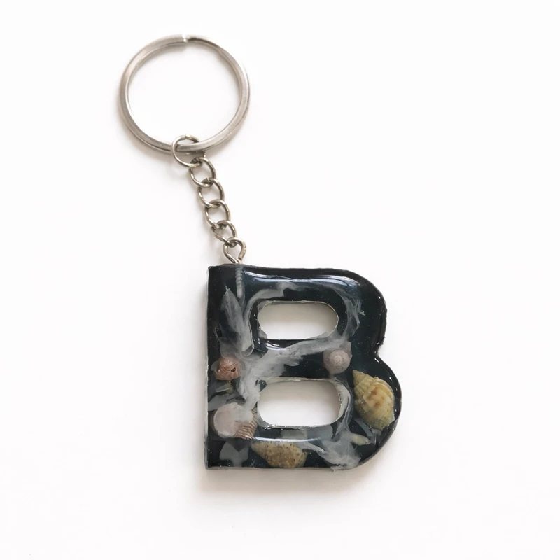 جاکلیدی دستی رزین مدل ساحلی حرف B