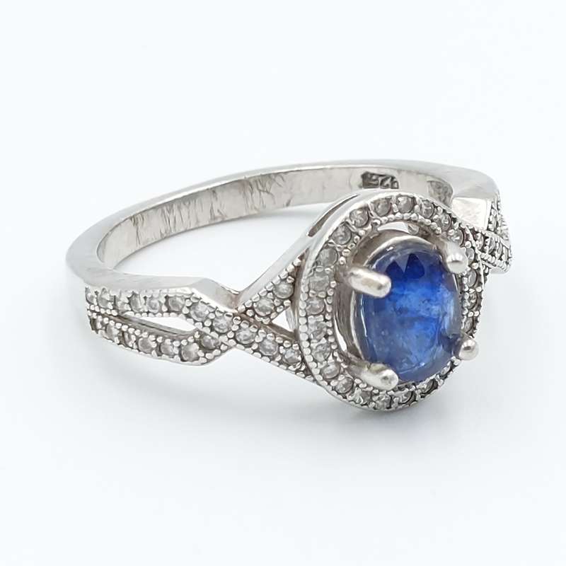 انگشتر نقره زنانه مدل یاقوت کبود کد 20577