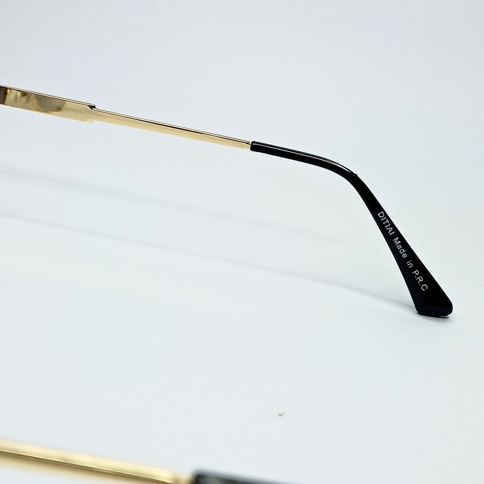 عینک آفتابی دیتیای مدل Gxd8 -  - 3