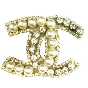 گل سینه زنانه مدل sa_chnl_01