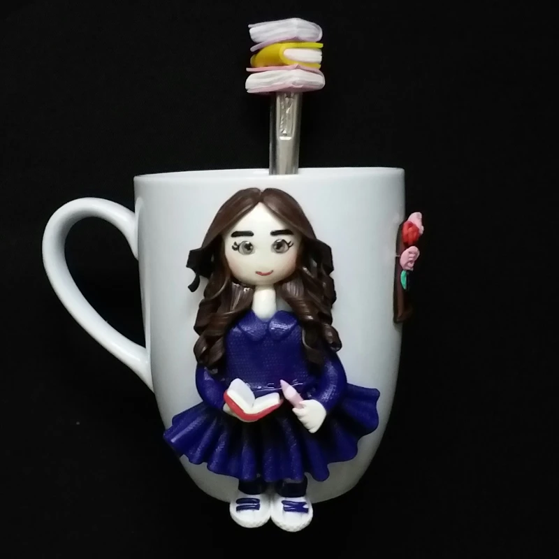 ماگ مدل دختر عروسکی L924 به همراه قاشق