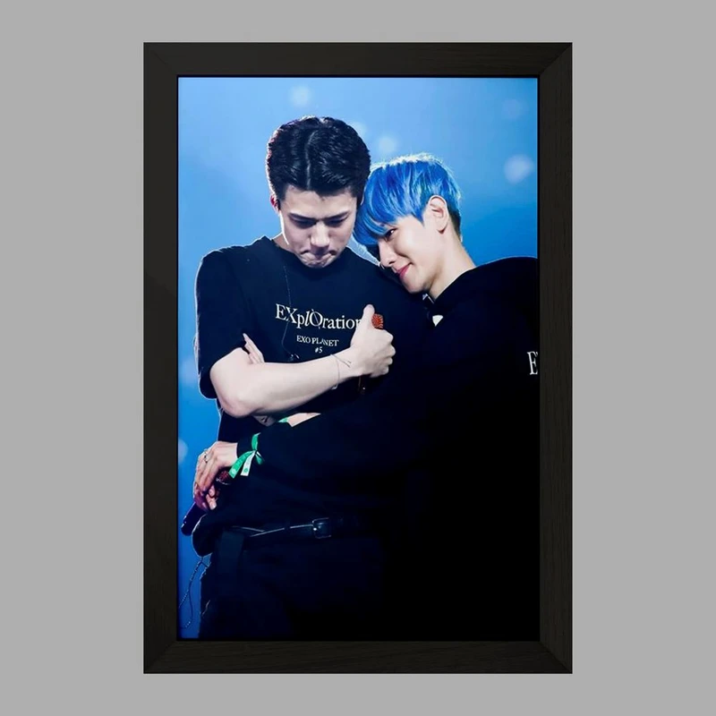 تابلو خندالو مدل گروه اکسو EXO  کد 13576