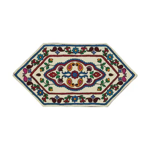 رومیزی پته دوزی طرح گلستان