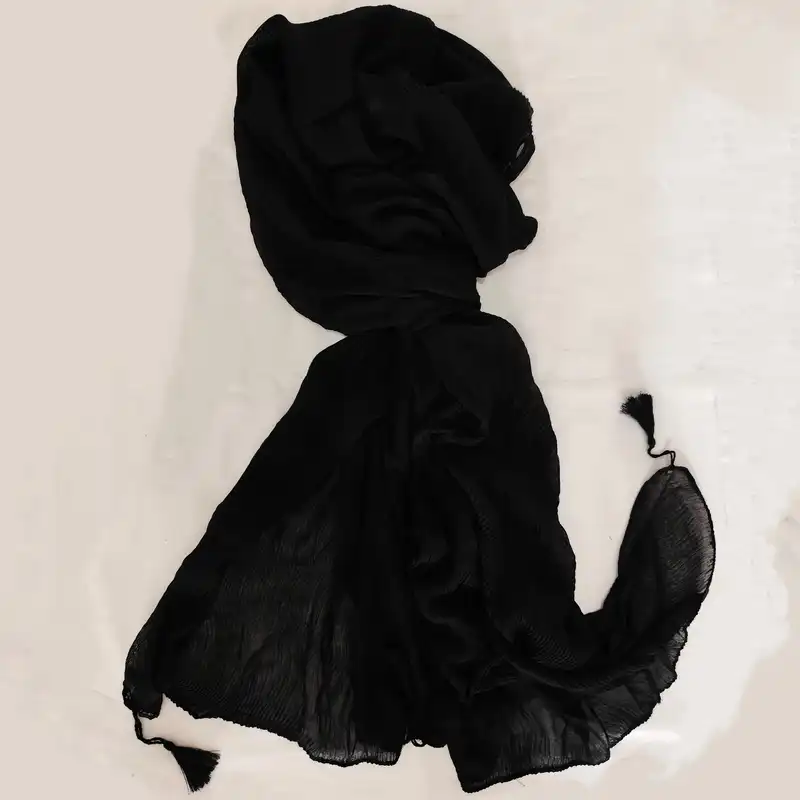 شال زنانه مدل منگوله پلیسه