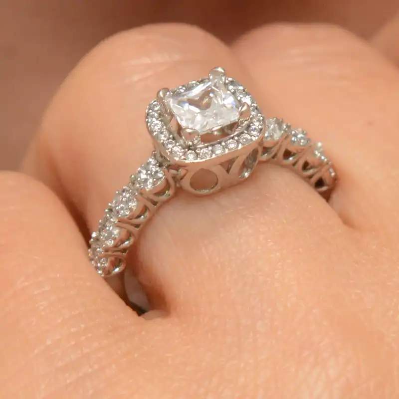 انگشتر طلا 18 عیار زنانه طلای مستجابی مدل سولیتر کد 670175