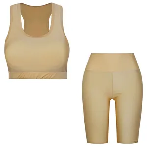 ست نیم تنه و شلوارک ورزشی زنانه مدل 268003809