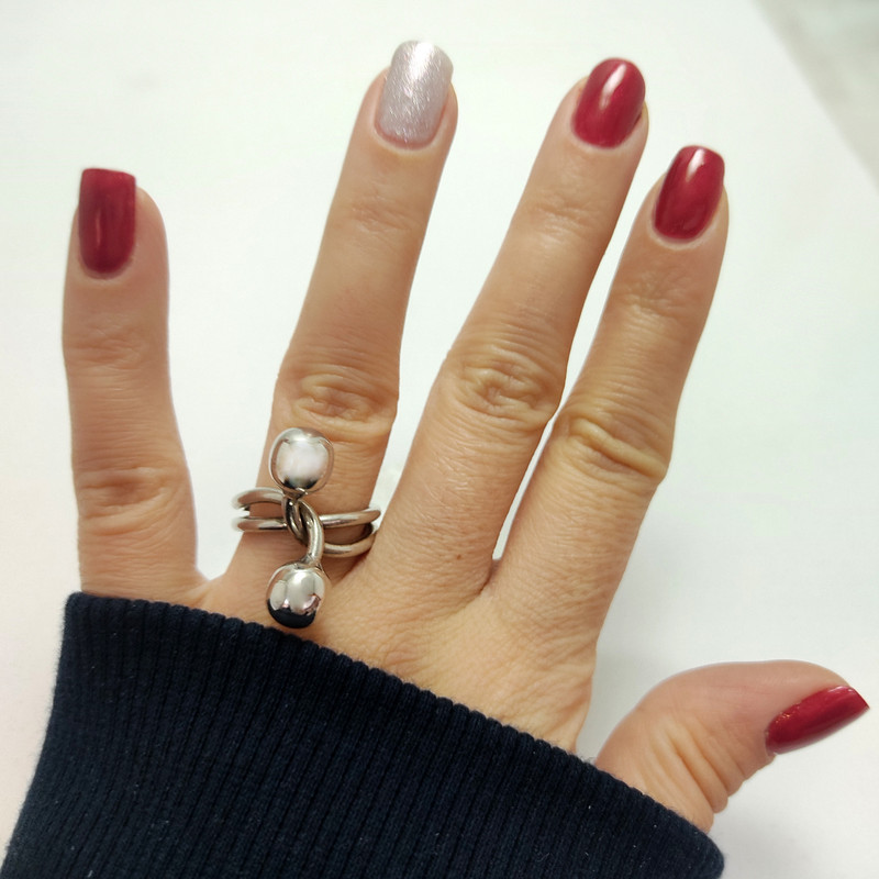 انگشتر نقره زنانه مدل توپی کد NG2680