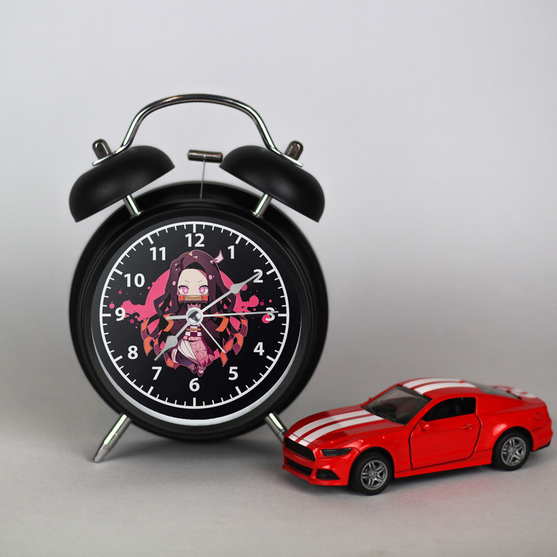ساعت رومیزی طرح شیطان کش نزوکو Demon Slayer nezuko کد 8581