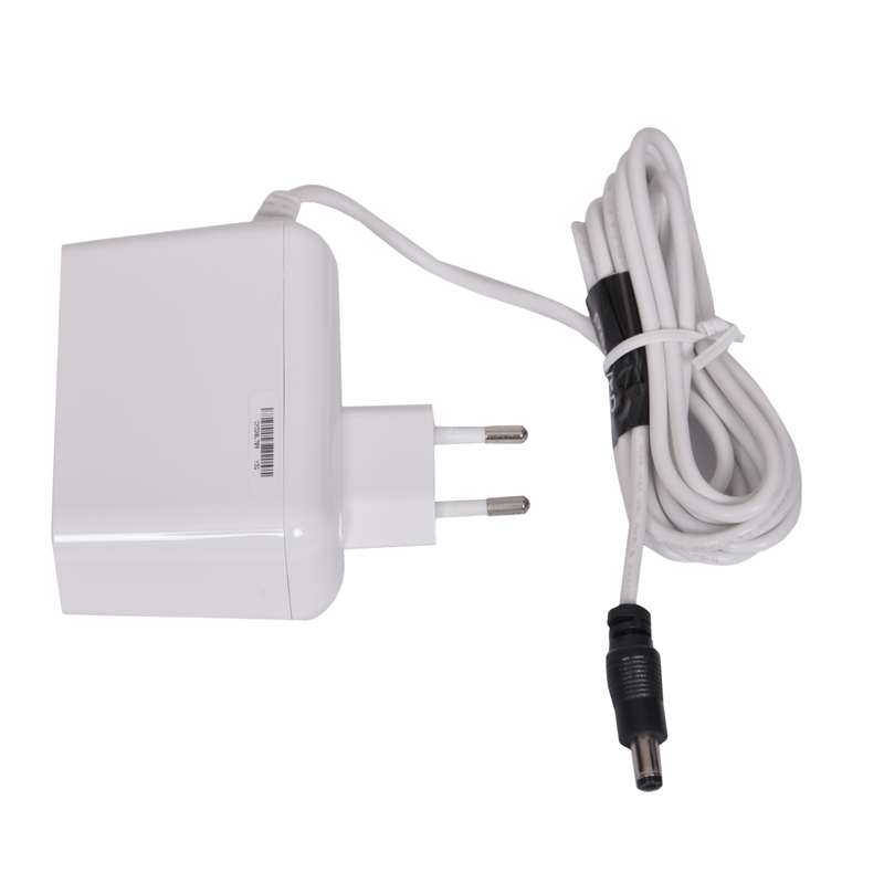 آداپتور 15 ولت 2 آمپر یومیک مدل 15PE