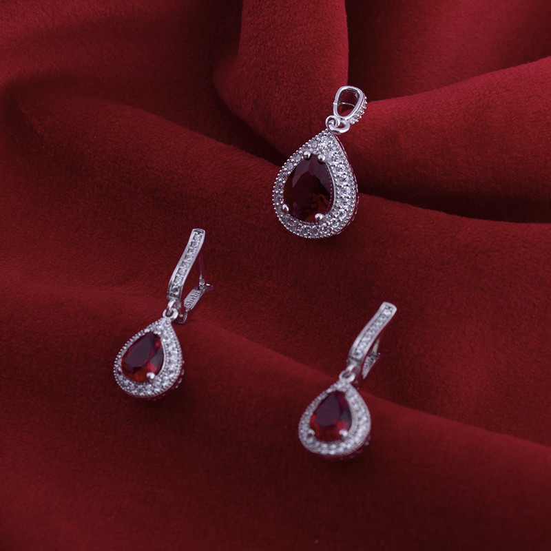 نیم ست نقره زنانه مدل یاقوت AMT-N205