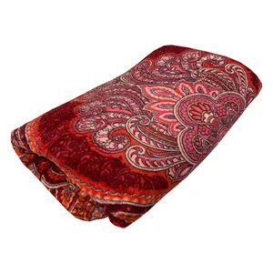 پتو مسافرتی کد 8001 سایز 180x220 سانتی متر