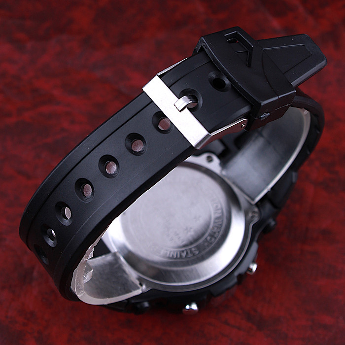 ساعت مچی دیجیتال مدل LE 4069 -ME-GHR ساعت مچی دیجیتال مدل LE 4069 -ME-GHR