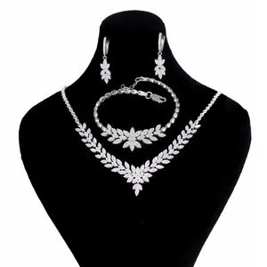 نیم ست نقره زنانه مدل GTA-0138