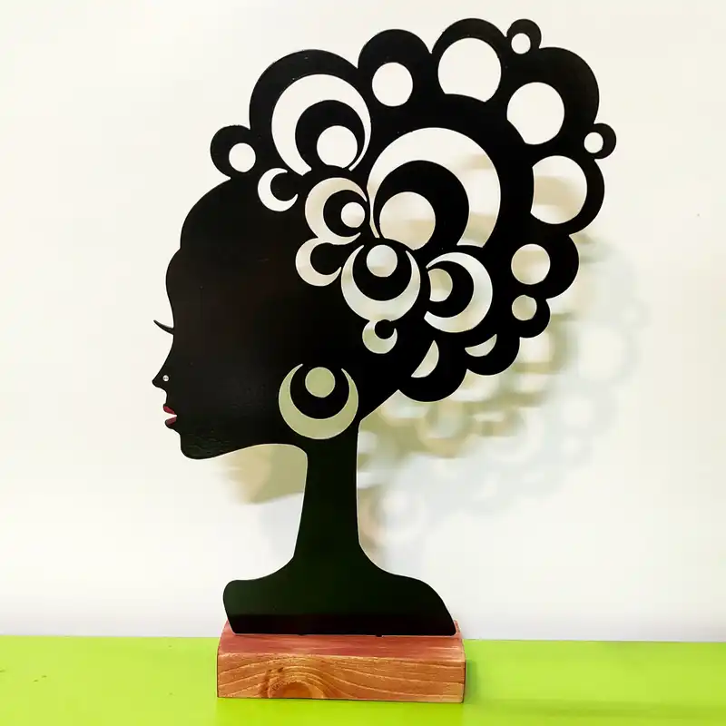 تندیس نیتا متال طرح دختر آفریقایی