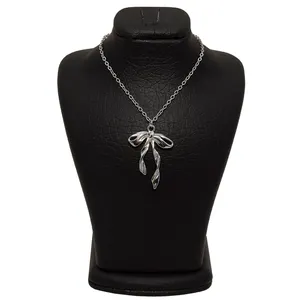 گردنبند زنانه دلنار گالری مدل پاپیون