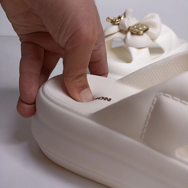 عکس شماره 10 : دمپایی زنانه پاپا مدل آیسان کد 1659-bk