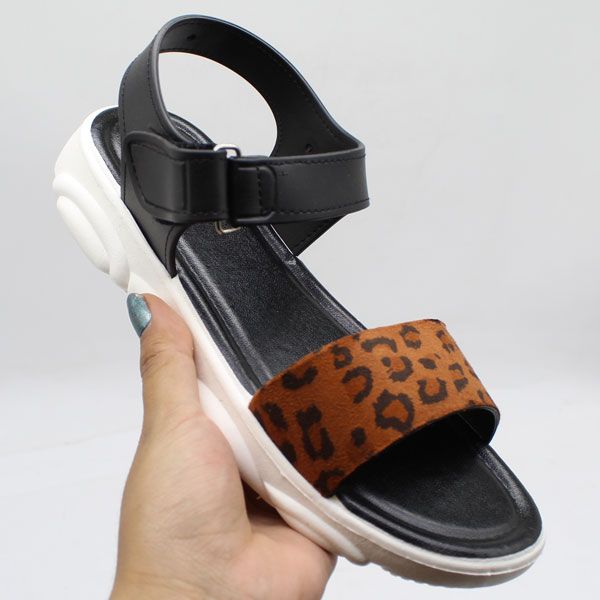 صندل زنانه پاپا مدل ملودی پلنگی کد 1-1388-GY -  - 38