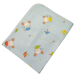 زیرانداز تعویض نوزاد مدل Little mouse-B-N-W