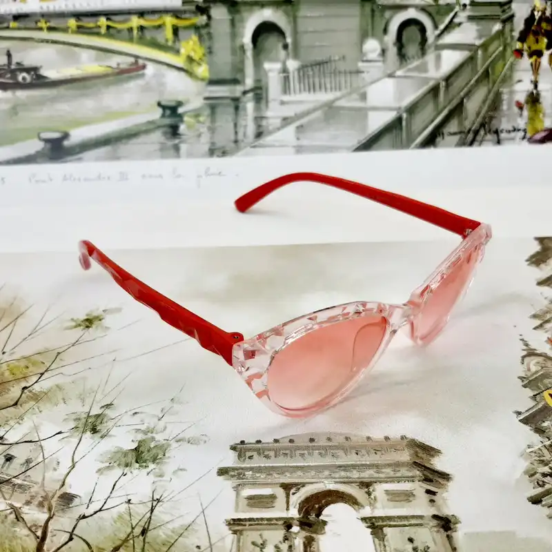 عینک آفتابی دخترانه مدل V-4re