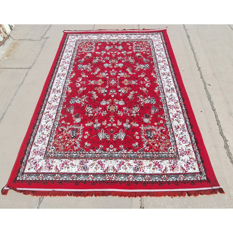 فرش ماشینی 440 شانه نگین تار مشهد زمینه لاکی حاشیه سفید کرم لاکی مدل افشون 5461