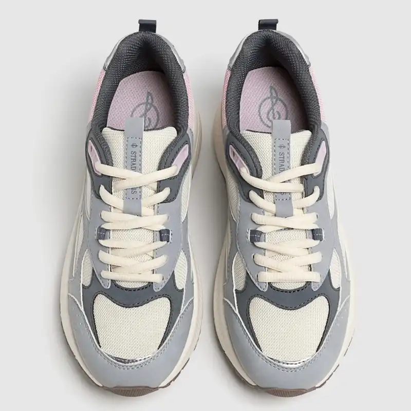 کفش تمرین زنانه استرادیواریوس مدل 2025