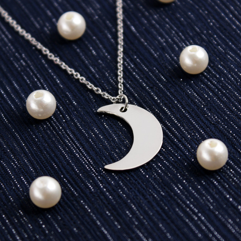 گردنبند زنانه گلسو مدل ماه استیل گردنبند زنانه گلسو مدل ماه استیل