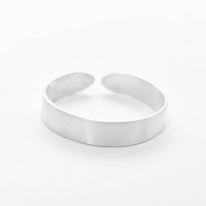 انگشتر نقره زنانه مدل مات کد H10