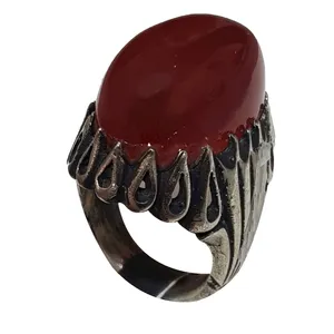 انگشتر نقره مردانه مدل عقیق یمنی آبدار معدن AYAAM2021