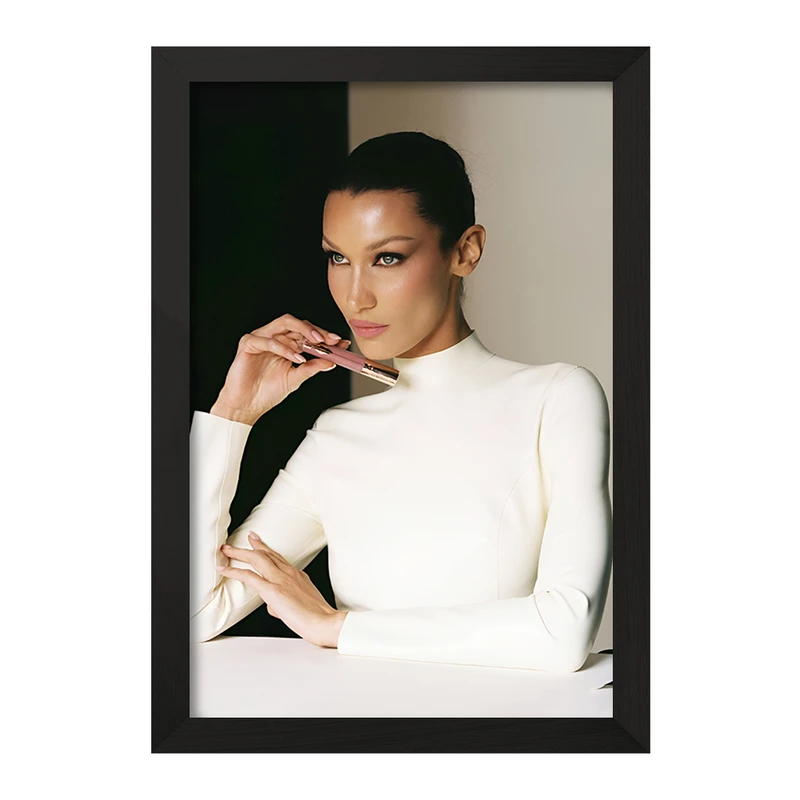 تابلو خندالو مدل بلا حدید (Bella Hadid) کد F10197