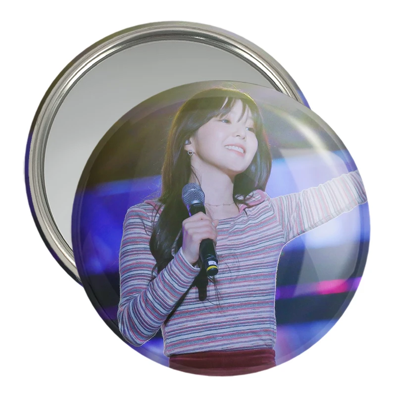 آینه جیبی خندالو مدل آیرین گروه رد ولوت Red Velvet  کد 19667