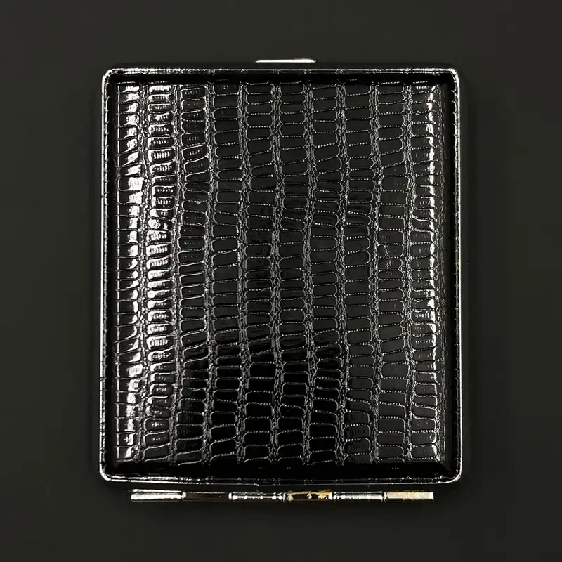 جاسیگاری هاجوئه طرح چرم شترمرغ کد DKD-1227