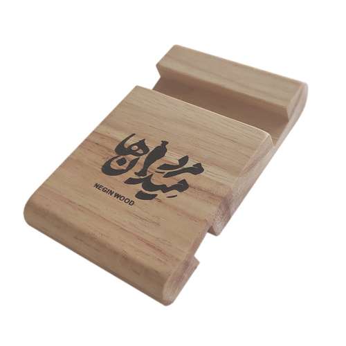 پایه نگهدارنده گوشی موبایل وتبلت رومیزی چوبی نگین وود مدل مرد میدان ها