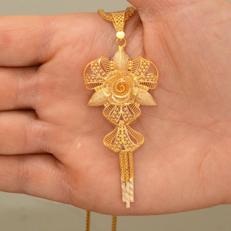 آویز گردنبند طلا 18 عیار زنانه طلای مستجابی مدل بحرینی گل رز کد 4031