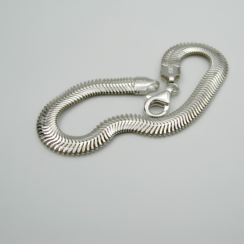 دستبند نقره زنانه مانچو مدل تیغ ماهی کد bs019