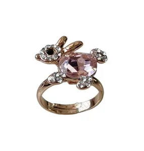 انگشتر زنانه مدل خرگوشrt1