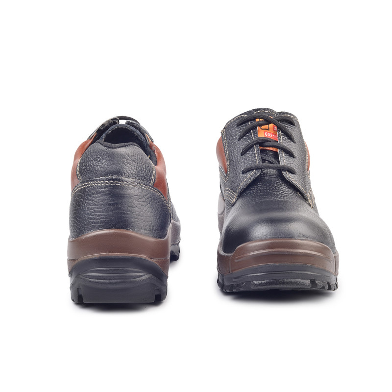 کفش ایمنی پای آرا مدل آلتون