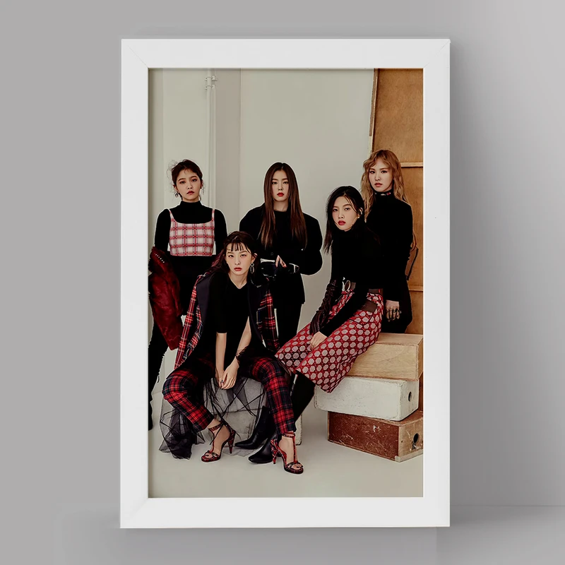 تابلو خندالو مدل گروه رد ولوت Red Velvet کد 19687