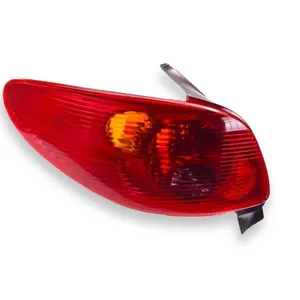 چراغ خطر عقب خودرو پرتو پارس مدل108 مناسب برای پژو206