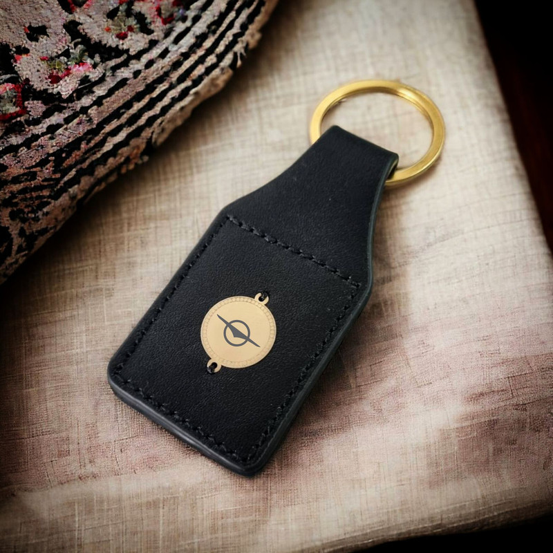 جاکلیدی طلا 18 عیار مردانه لیردا مدل ماشین هایما  9012