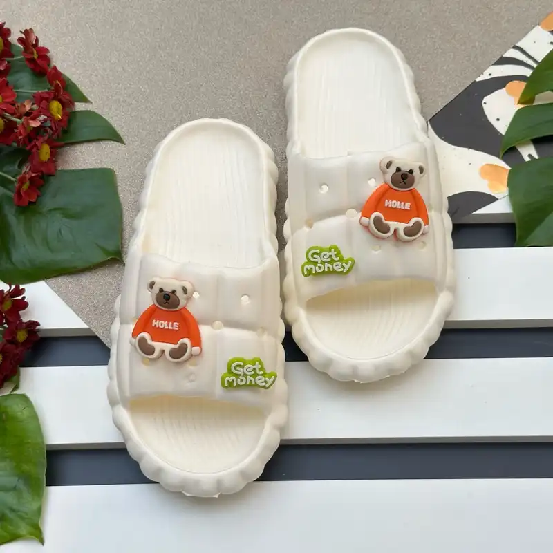 دمپایی زنانه پاپا مدل ندا WH