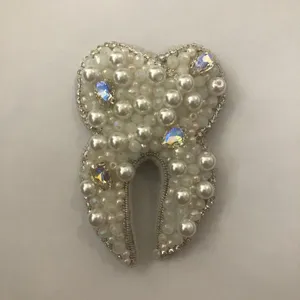 گل سینه زنانه مدل دندان کد 1