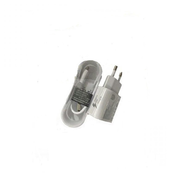 شارژر دیواری 15 وات مدل EP-TA600 به همراه کابل  USB