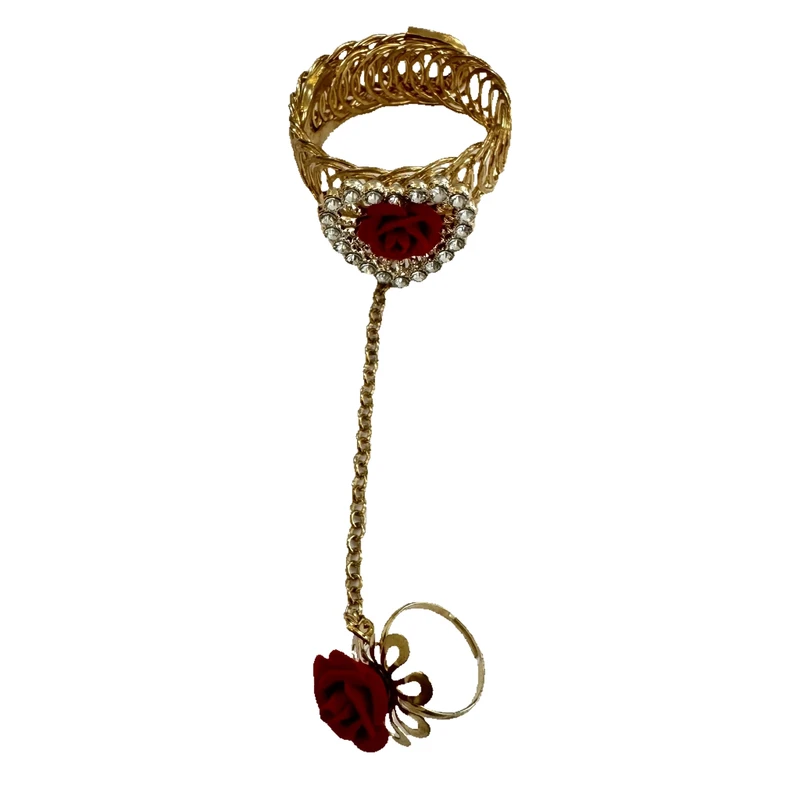 دستبند دخترانه مدل تمیمه قلب و گل کد t110