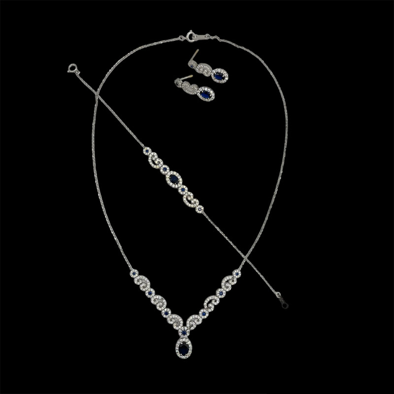 نیم ست طلا 18 عیار دخترانه مدل یاقوت کبود