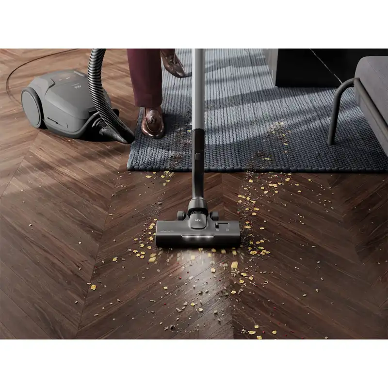 جاروبرقی آ ا گ مدل AB81A2DG