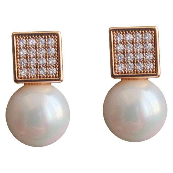 گوشواره دخترانه ژوپینگ مدل مکعبی گوشواره دخترانه ژوپینگ مدل مکعبی