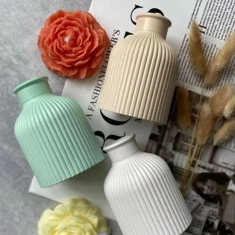 گلدان بتنی طرح شیاردار