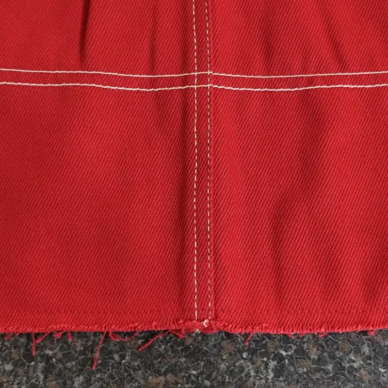 دامن راسته زنانه مدل جین عروسکی رنگ قرمز