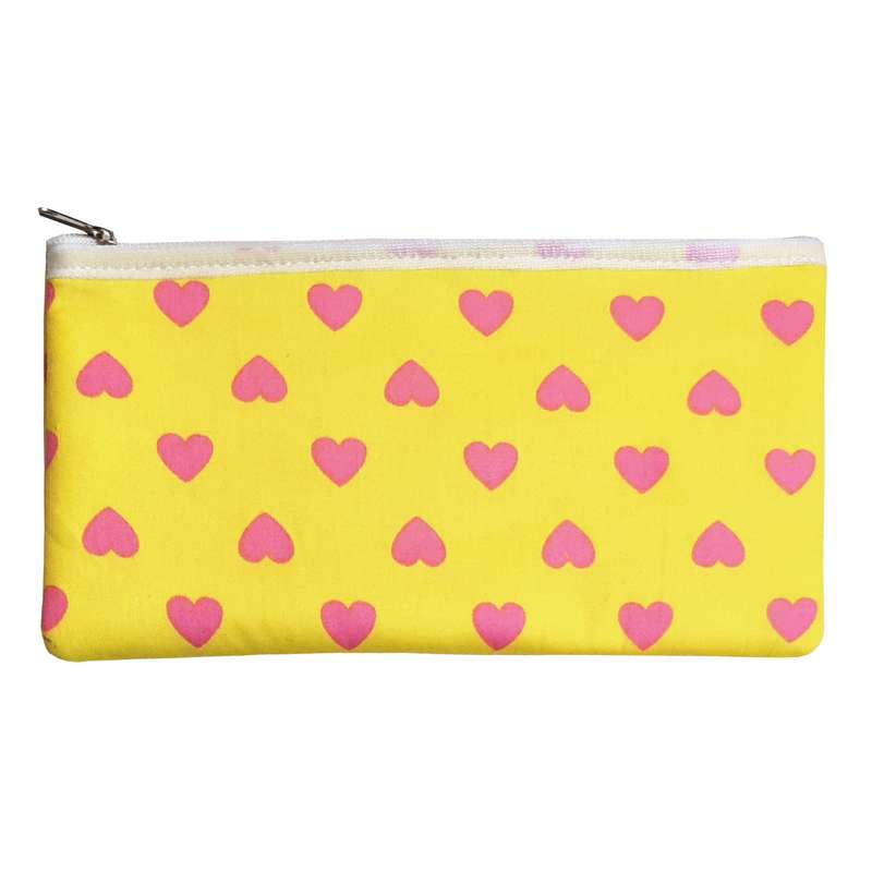 کیف لوازم آرایش زنانه طرح قلبی مدل MCA201112