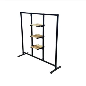 رگال لباس مدل ایستاده وسط طبقه نوریک کد 114